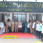 Additional SP CH Raghunandan Rao paying floral tributes to Konda Laxman Bapuji at Sangareddy District Police Office on his Jayanti.