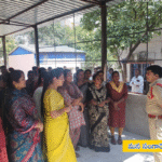 సంగారెడ్డి జిల్లా ఎస్పీ పరితోష్ పంకజ్ ఆదేశాల మేరకు అమీన్పూర్ పోలీస్ స్టేషన్‌లో ఎస్‌హెచ్‌ఓ నరేష్ హిజ్రాలకు కౌన్సెలింగ్ నిర్వహిస్తున్న దృశ్యం