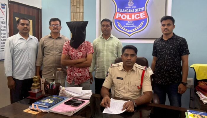 భవానీమాత ఆలయ హుండీ దొంగ అరెస్ట్ వివరాలు వెల్లడించిన సీఐ వెంకటేష్